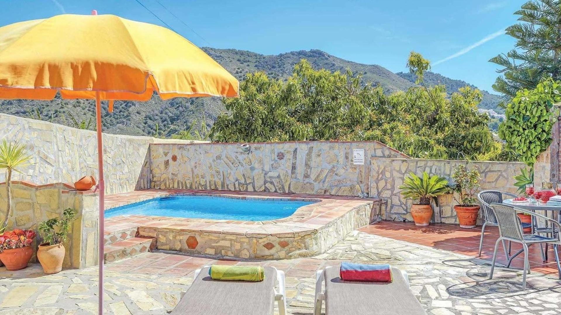 Mit Privatpool Fuer 2 Personen Ca 90 Qm In Nerja, Andalusien Costa Del Sol Nerja