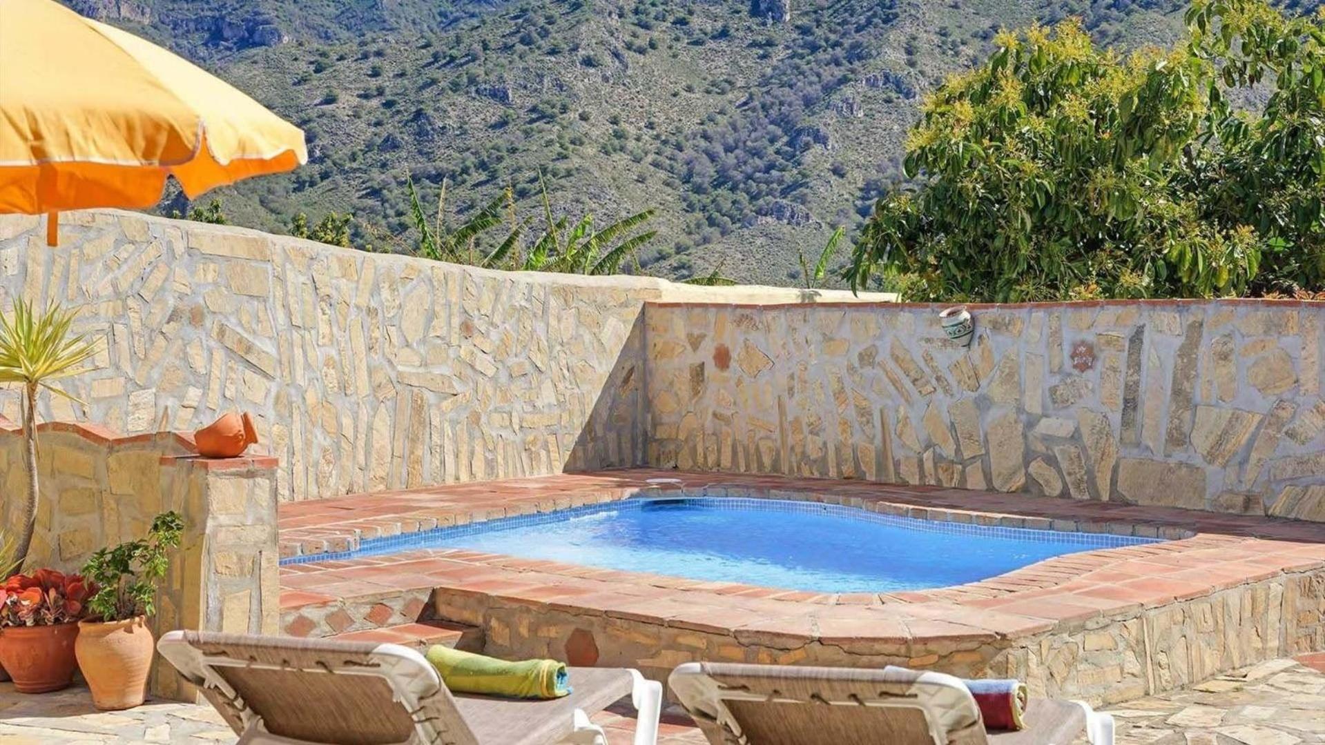 Mit Privatpool Fuer 2 Personen Ca 90 Qm In Nerja, Andalusien Costa Del Sol